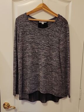 Larry Levine Gray Marled Layered-Hem Sweater Top